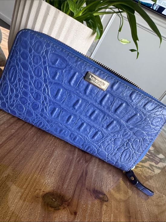 kate spade Handbags - kate spade Croc-Embossed Zip Wallet in Cobalt Blue
